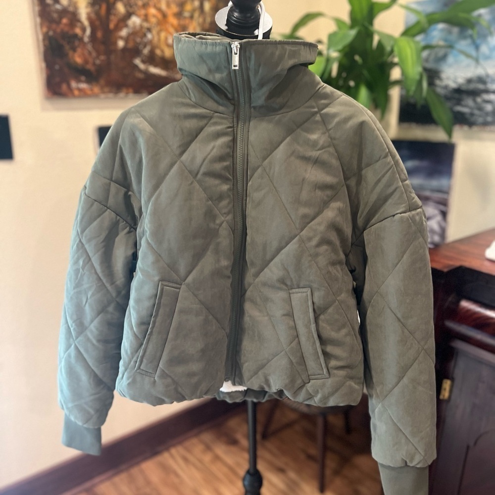 Miss Posh fleece jacket size large in GUC